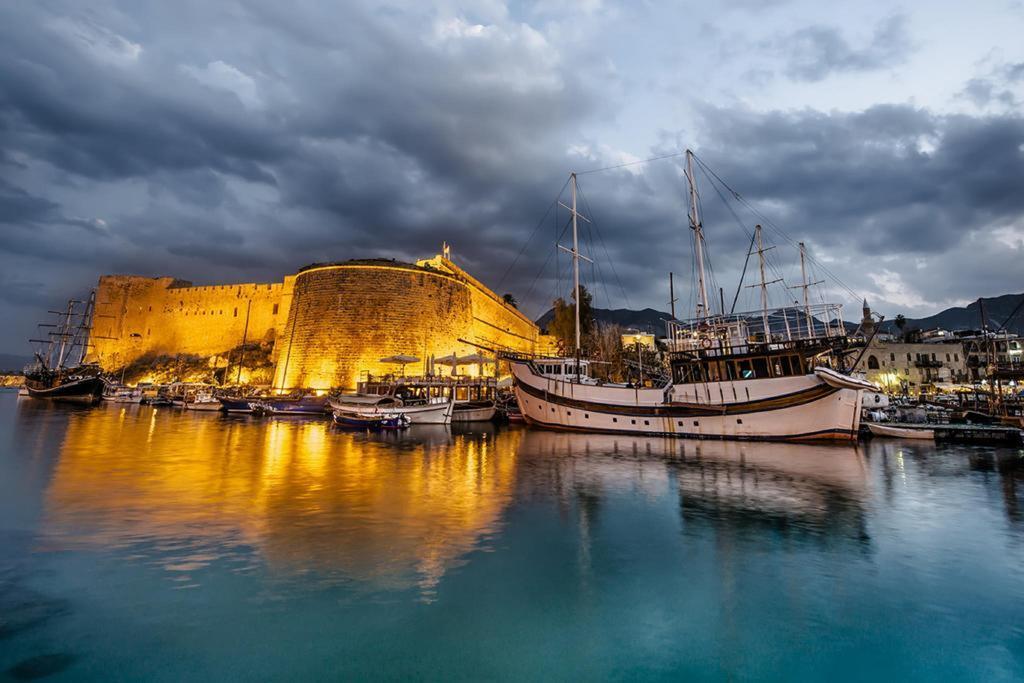 Aquamarine Luxury Residence Kyrenia  Exterior photo